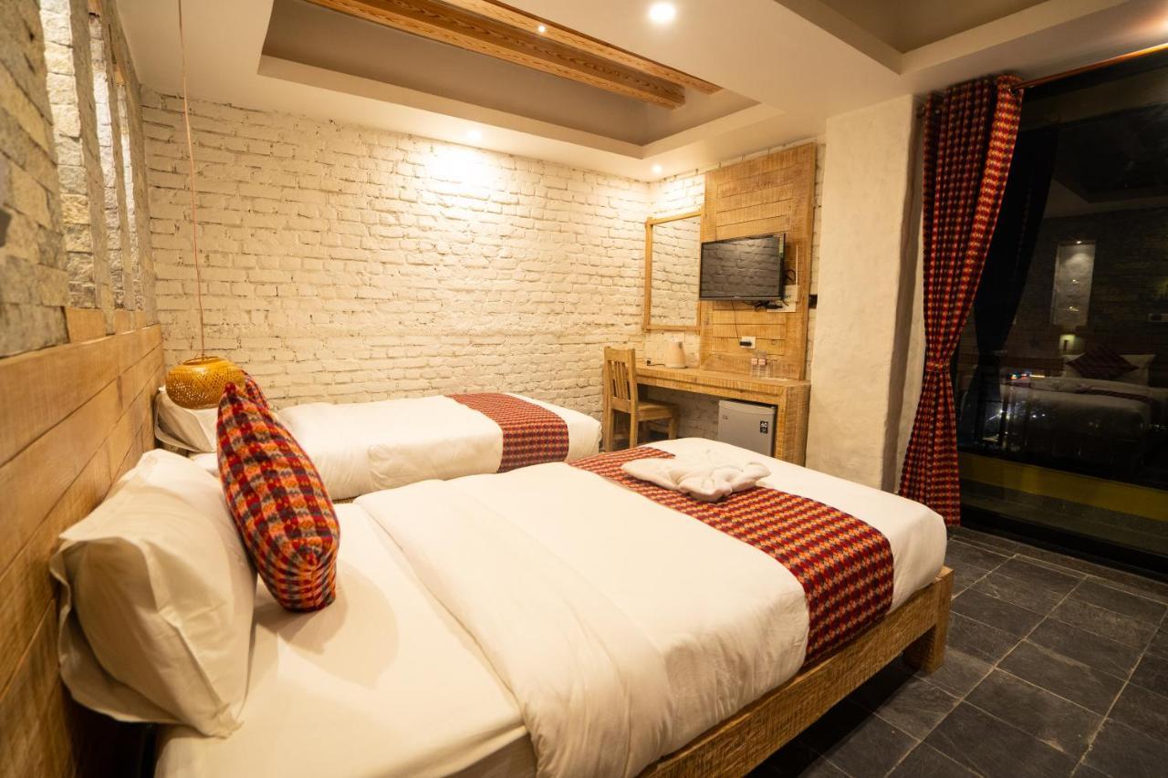 Hotel Mera Peak Private Limited Pokhara Dış mekan fotoğraf