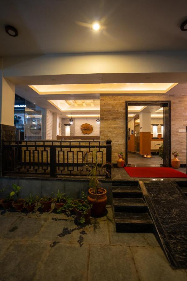 Hotel Mera Peak Private Limited Pokhara Dış mekan fotoğraf