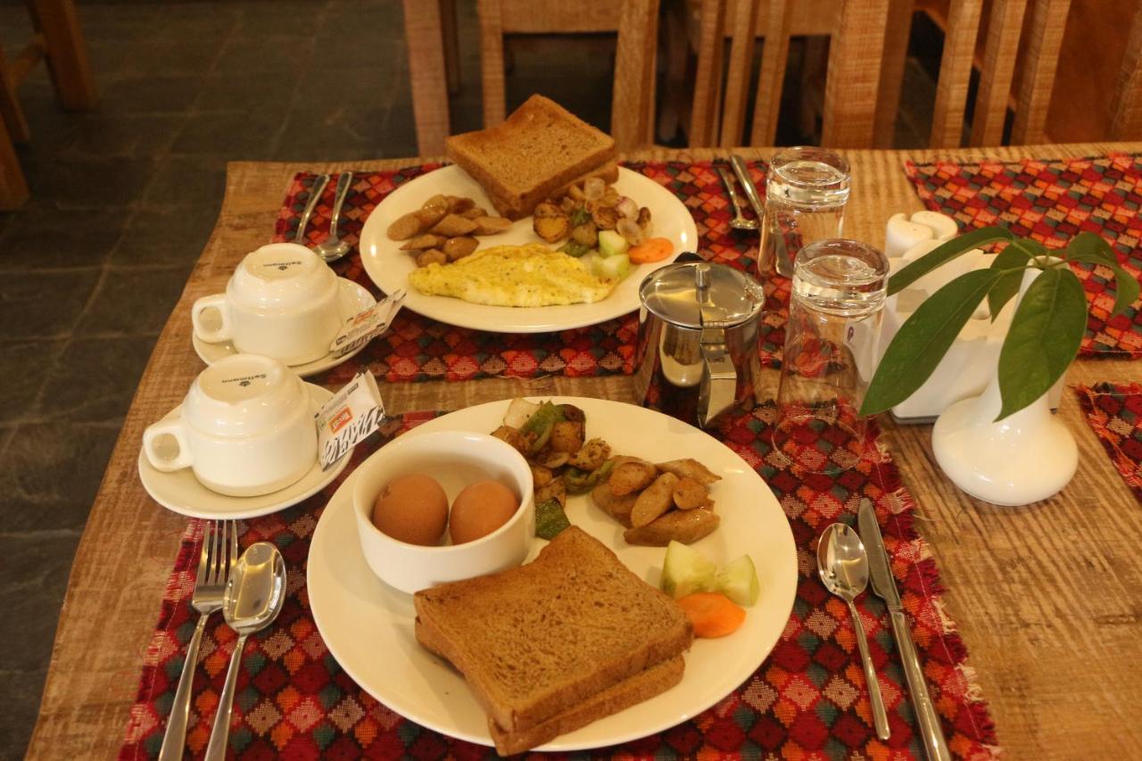 Hotel Mera Peak Private Limited Pokhara Dış mekan fotoğraf